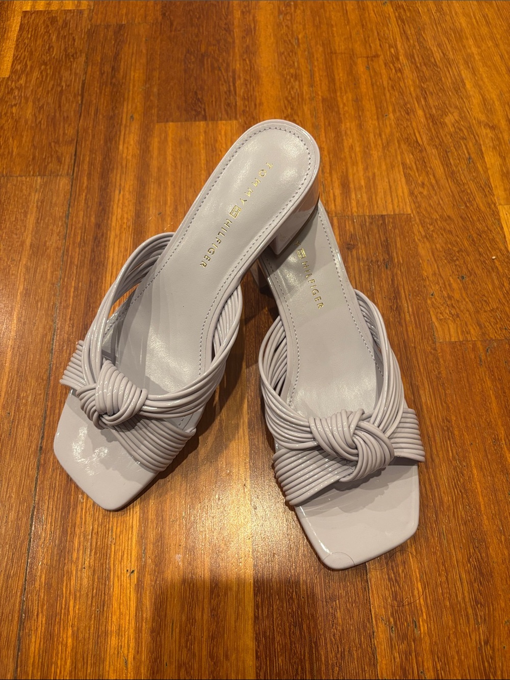 Tommy Hilfiger Pale Gray Knotted Strap Block Heel Mules